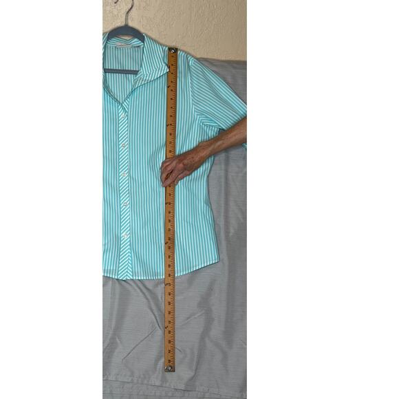 Chicos size 2 shirt button up blue/white 3/4 sleeve no-iron 100% cotton - Picture 4 of 5